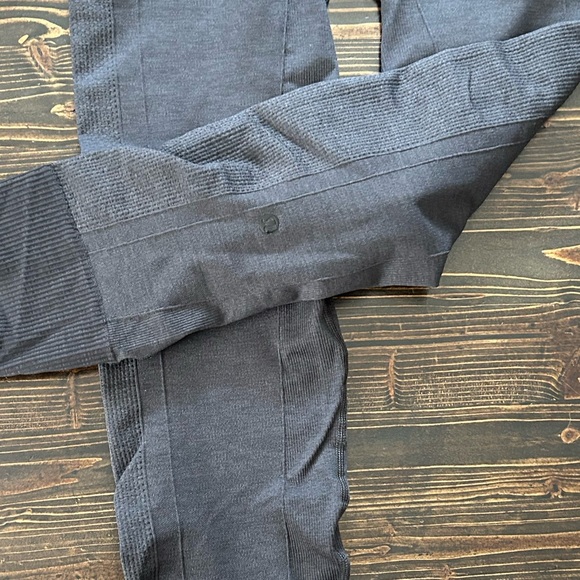 LuLuLemon Ebb to Street pant - Picture 2 of 5